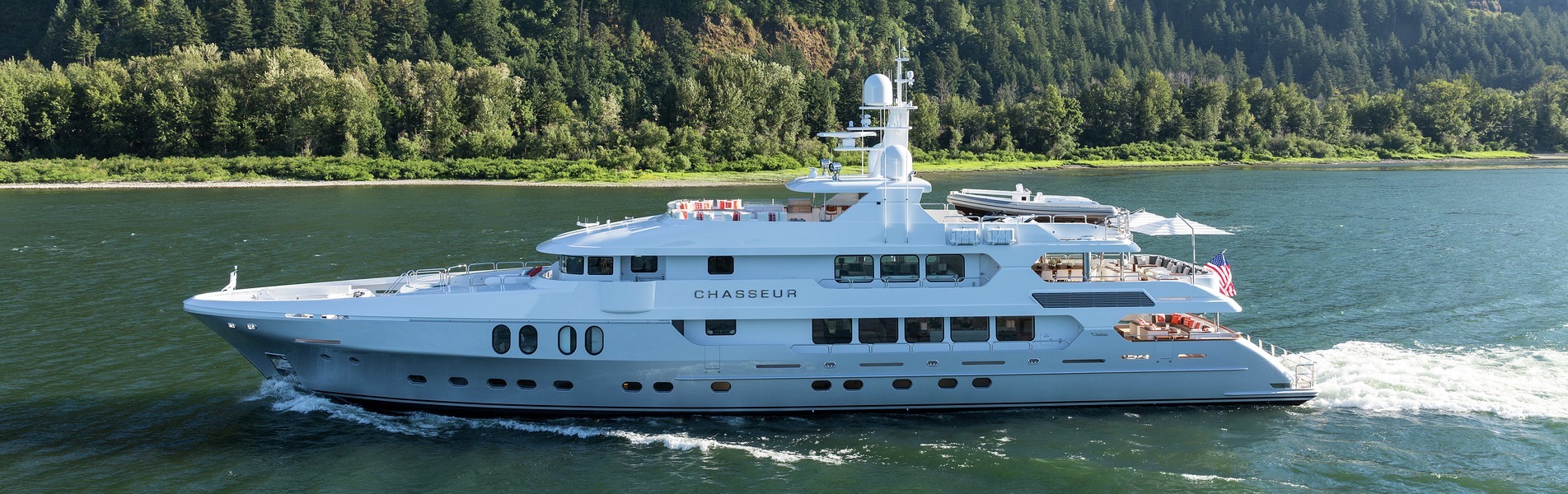 CHASSEUR 00006963 Motor yacht 2016 Sold Yachts Burgess